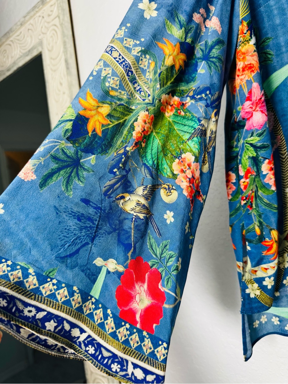 Camilla Women's Blouse Faraway Florals Silk Crepe Flare Sleeves Size Large - Picture 3 of 14